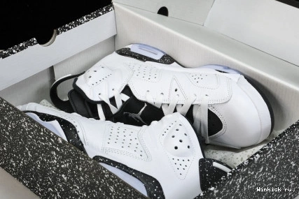 “Reverse Oreo” Jordan Air 6 0818
